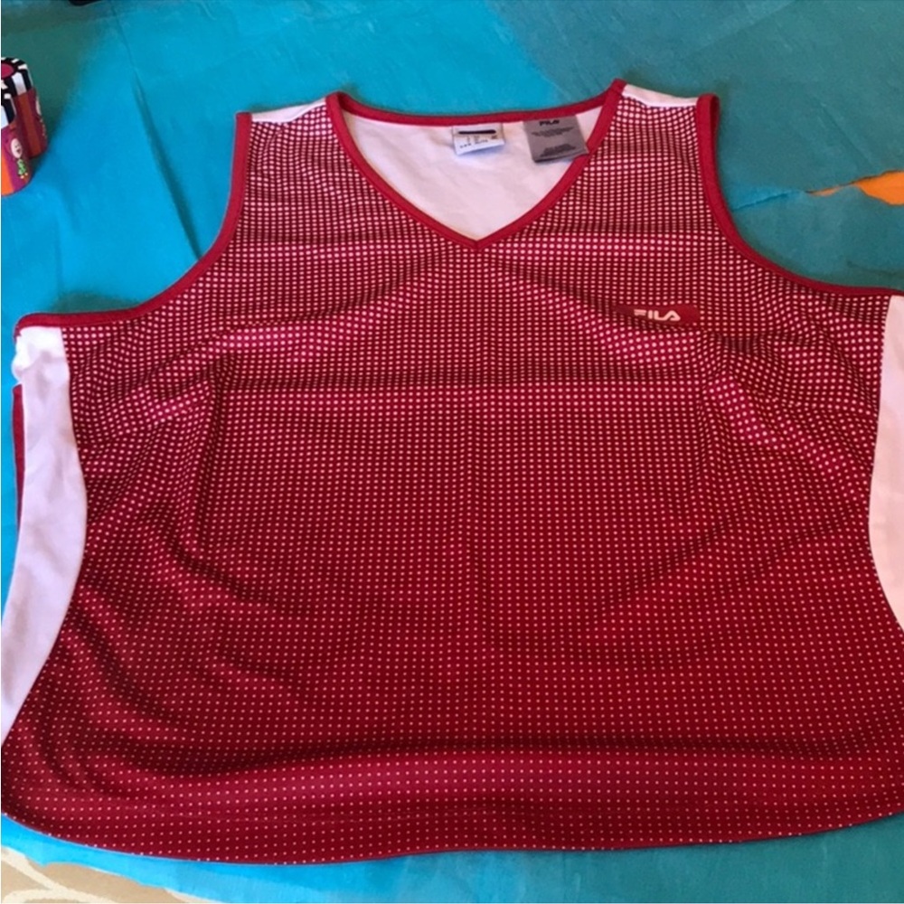 2 tennis tops